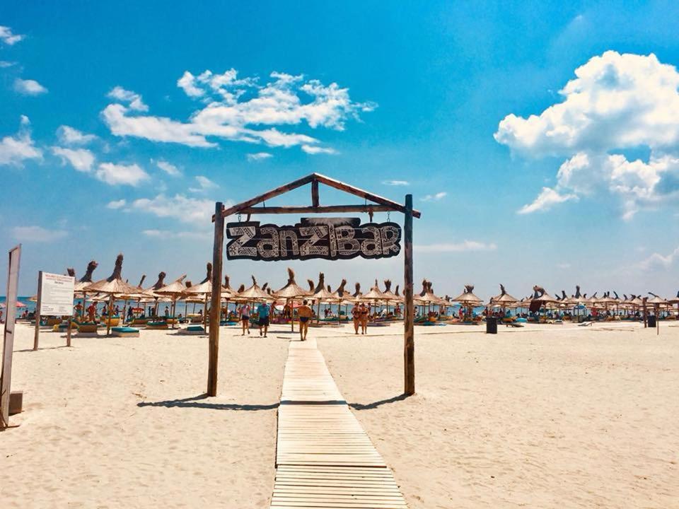 Ambient Holiday Apartment Beach Resort Năvodari Exterior foto