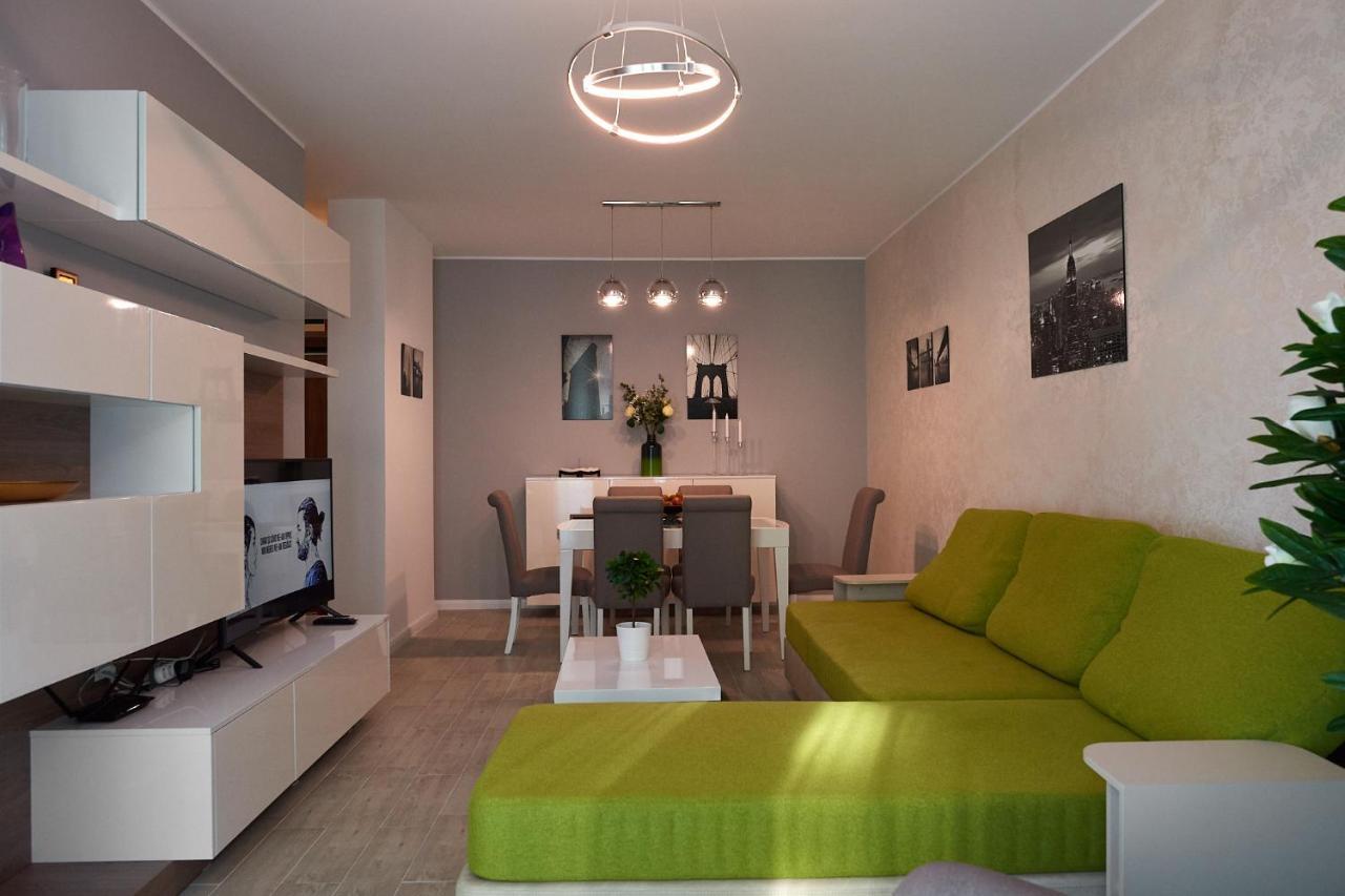 Ambient Holiday Apartment Beach Resort Năvodari Exterior foto